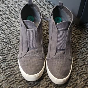 Gray MIA suede wedge sneaker booties size 8